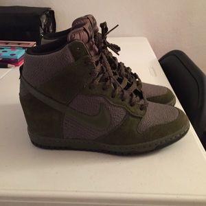 🎈SALE🎈Nike dunks sky hi